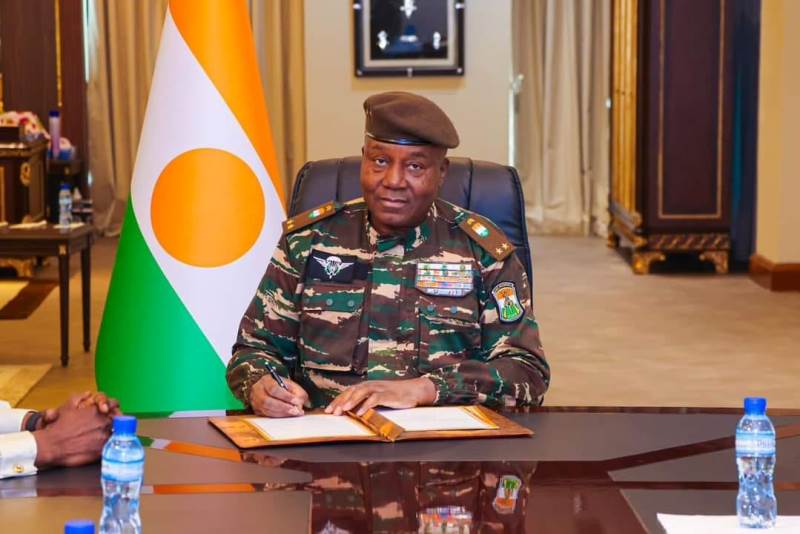 À la veille des trois ans du 26 juillet, Tiani désigne les sponsors derrière l'attaque de l'aéroport de Niamey